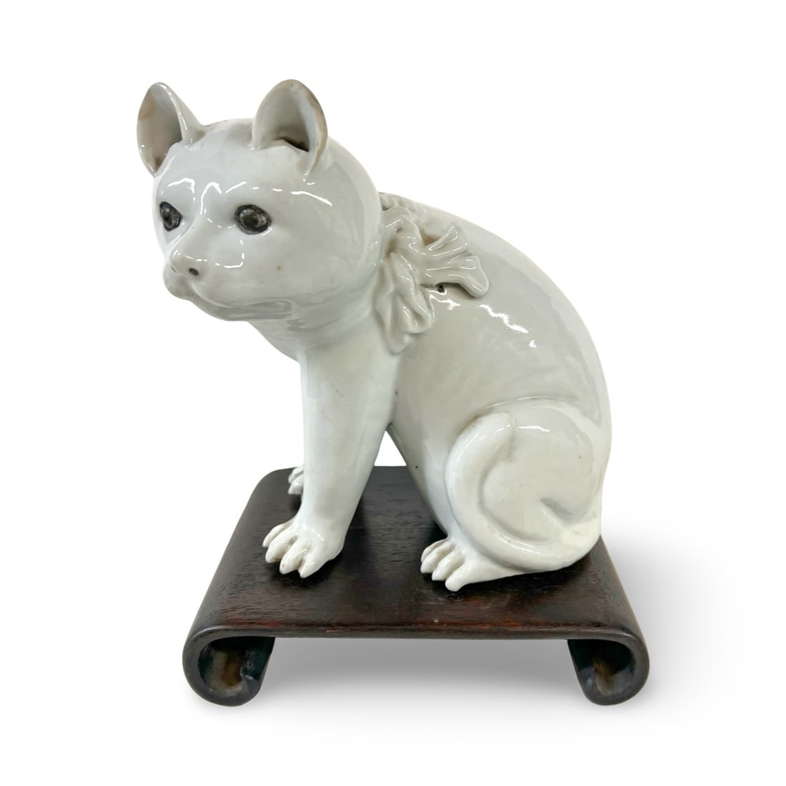 19th-century Chinese Blanc de Chine porcelain Cat (1 of 12)