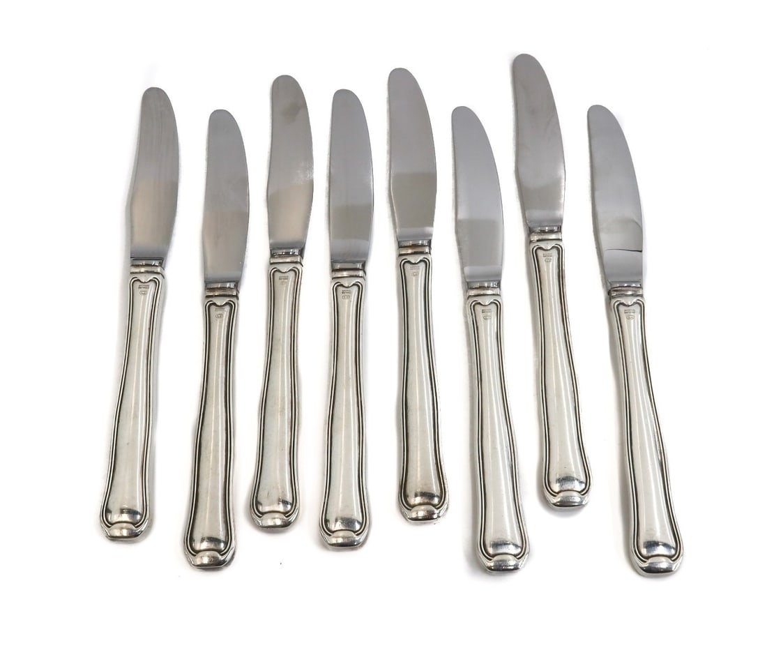 8 Georg Jensen Denmark Sterling Silver Hallow Handled Knives in Old Danish: 8 Georg Jensen Denmark sterling silver and stainless steel hallow handled knives in Old Danish. Georg Jensen sterling silver mark to verso. Weight Approx. 19 ozt weighted total Measurements: Approx.7.