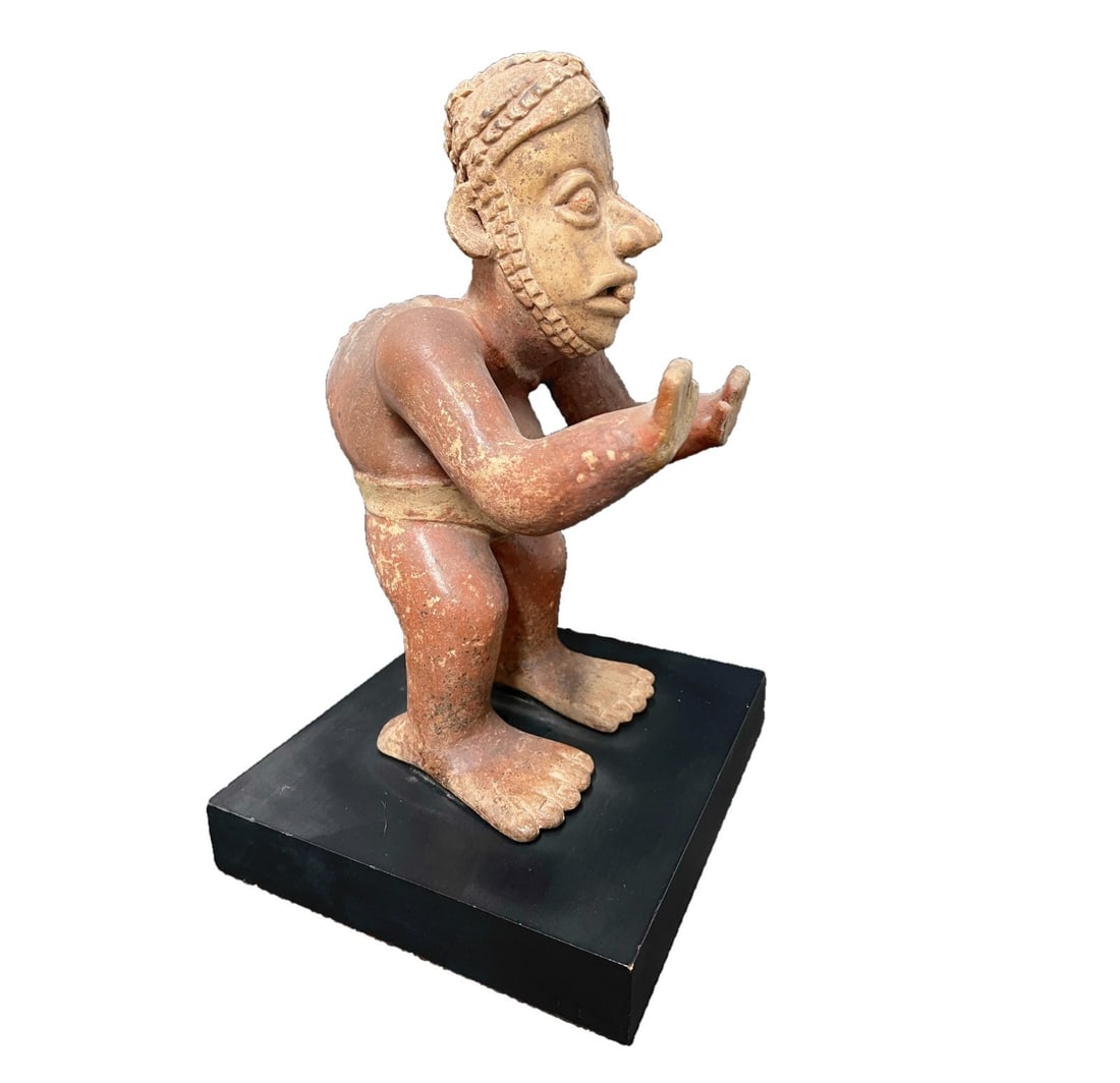 Pre Columbian Jalisco Hunchback Male Standing Figure with Basket (1 of 10)