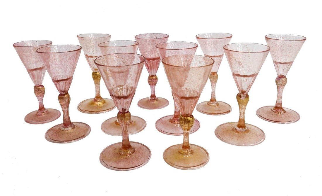 11 Salviati Venetian Art Glass Pink and Gold Flecked Cordial Wine Goblets: 11 Venetian Art Glass Pink and Gold Flecked footed cordial wine goblets. Apparently unsigned, attributed to Salviati. Weight: Approx. 3 lb Measurements: Approx. 2 inches diameter x 4.5 inches tall Con
