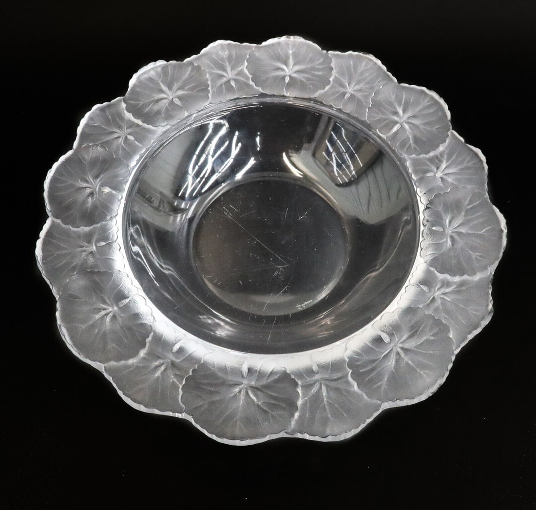 Lalique France Frosted Glass Honfleur Lily Pads Serving Bowl Signed: Lalique France frosted glass Honfluer serving bowl. Molded lily pads leaves to rim. Signed Lalique France to underside. Weight: Approx. 2 lb Measurements: Approx. 10.75 inches diameter x 2 inches tall