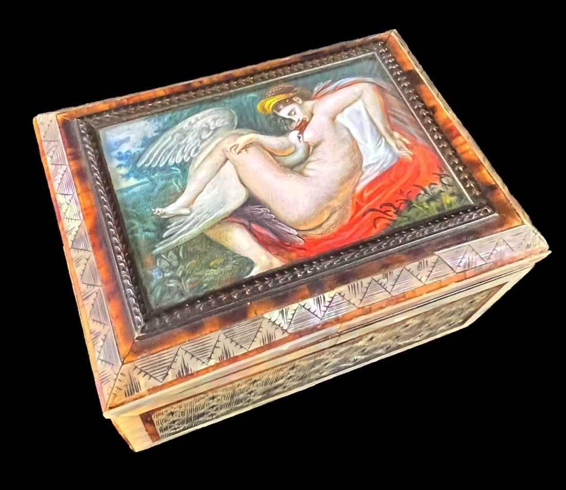 Continental Shell and Mother of Pearl Box Leda and the Swan (1 of 11)