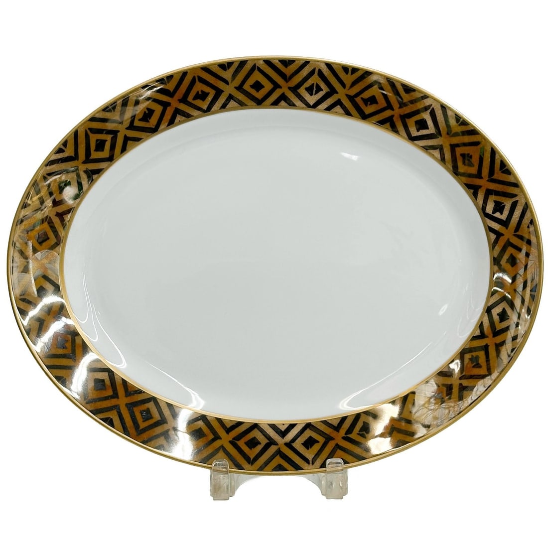 Puiforcat France Porcelain 16in Oval Serving Platter in Sumatra Paul Judicone: Puiforcat France Porcelain Oval Serving Platter in Sumatra. Underside marked Puiforcat France "Sumatra" Paul Judicone Peint Main. Weight: Approx. 4 lb Measurements: Approx. 15.75 inches x 12.375 inche