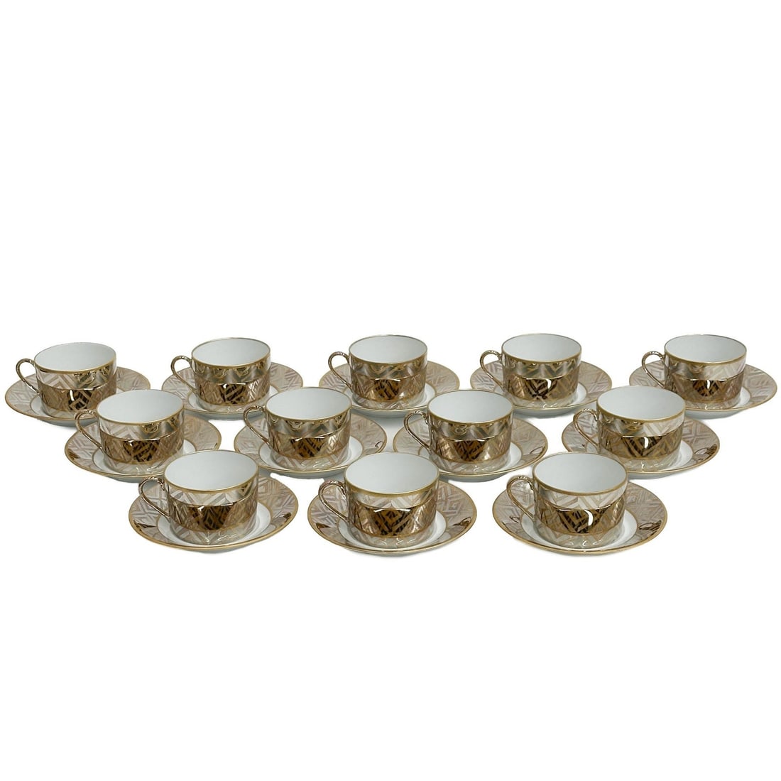 12 Puiforcat France Porcelain Flat Cup & Saucers in Sumatra Paul Judicone: 12 Puiforcat France Porcelain Flat Cup & Saucers in Sumatra. Underside marked Puiforcat France "Sumatra" Paul Judicone Peint Main. Weight: Approx. 7 lb Measurements: Approx. Cups: 4.25 inches x 3.25 i