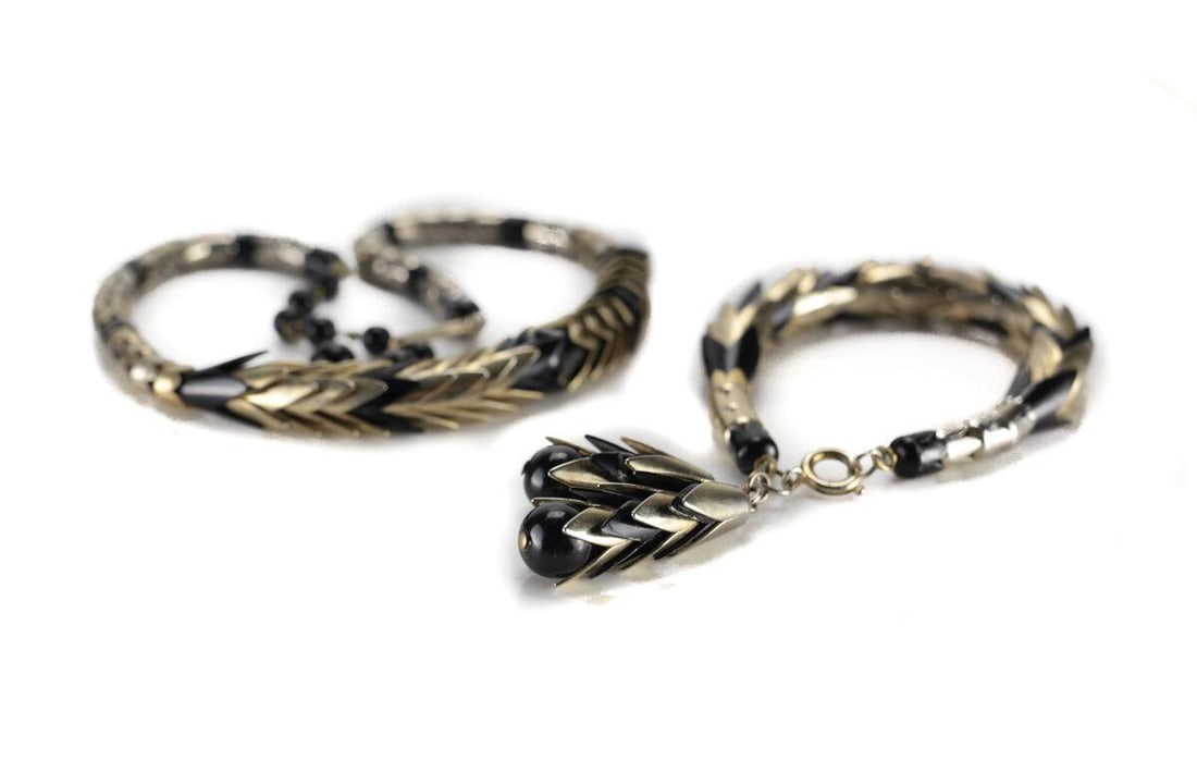 Vintage Fish Scale Necklace and Bracelet with onyx and black enamel tassels (1 of 5)