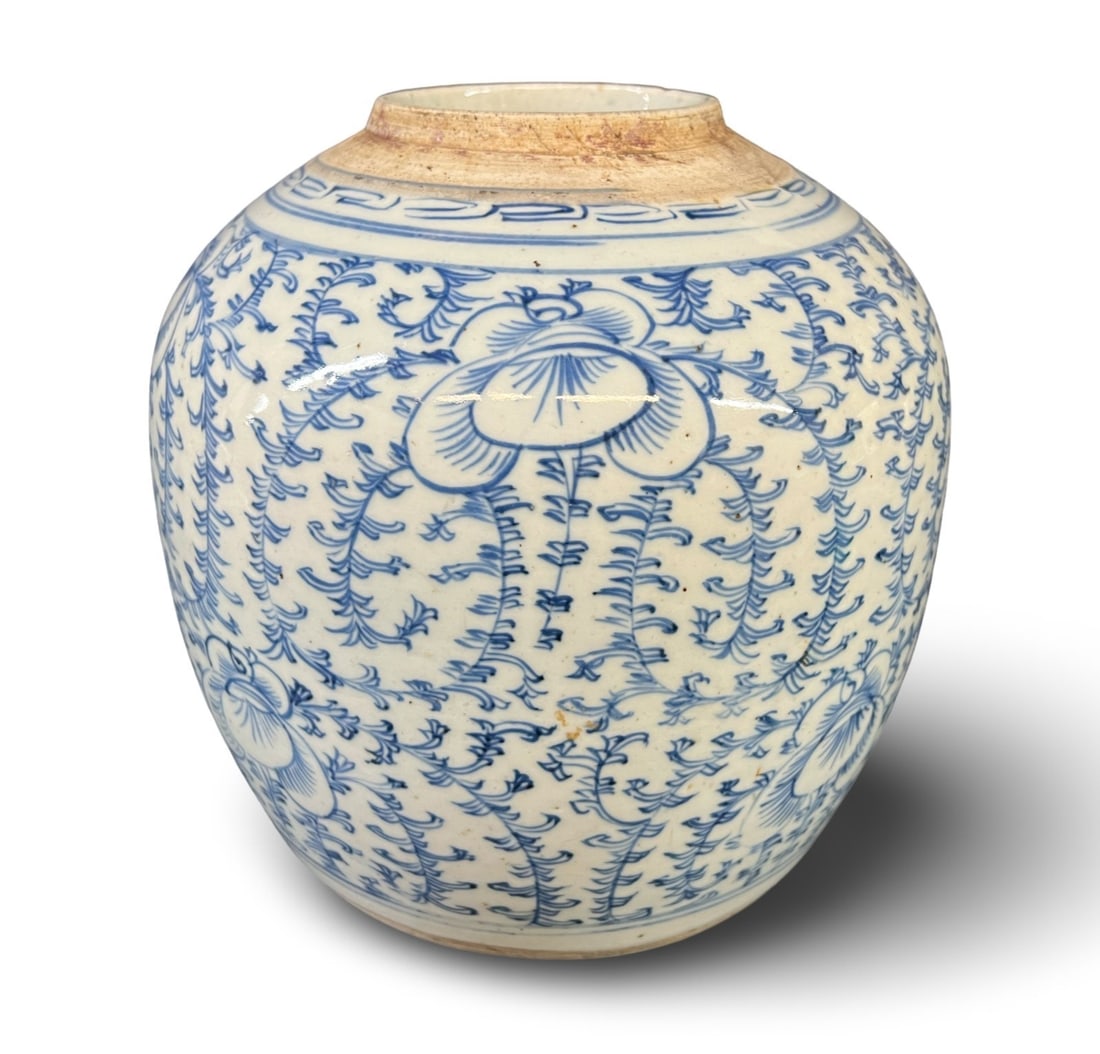Chinese porcelain blue and white Ginger Jar: Chinese porcelain blue and white Ginger Jar with unglazed rim. Stylized scrolled foliate and lotus flower design. Part of a large collection from a private seller in Westwood. 5.2lb Measurements: Appr