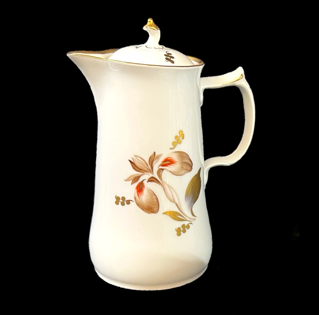Royal Copenhagen Brown Iris Chocolate Pot with lid (1 of 6)