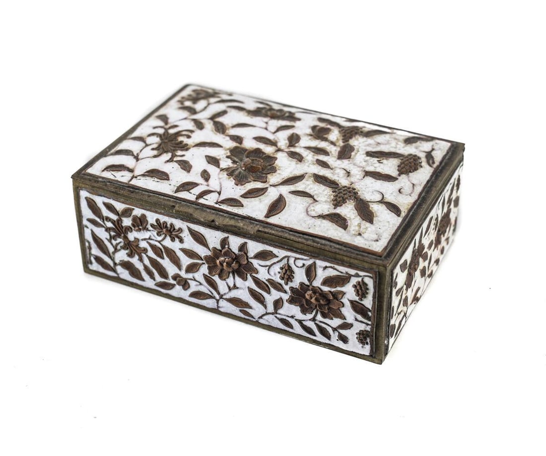 Chinese Repousse Brass & Copper White enamel box fruit and floral designs c1900: Chinese Repousse Brass and Copper White enamel box, fruit and floral designs. Cedar interior. Marked 'CHINA" to the underside. Weight: Approx. 1lb. Measurements: Approx. 4.875" x 3.375" x 1.75" height