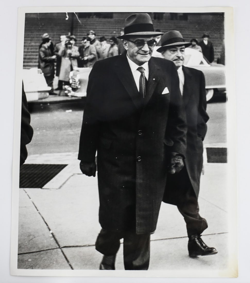 United Press Int'l Photograph 1960 Gangster Mob Vito Genovese: Vito Genovese United Press Int'l Photograph 1960; Gangster Mobster Mafia Murder Inc Organized Crime Memorabilia. Penned "slug" notation, in part, reads, 'NY - Vito Genovese as he leaves the federal bu