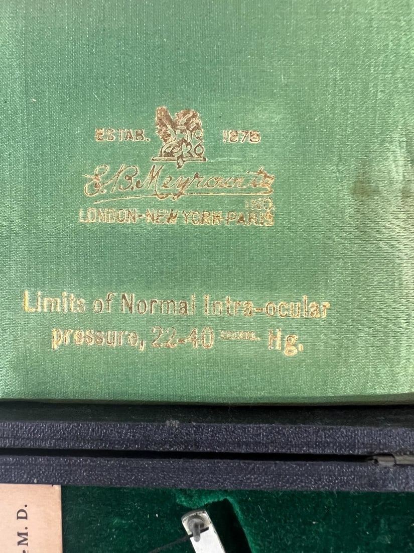 Mc Lean Tonometer in presentation case signed certification 1919 - 10