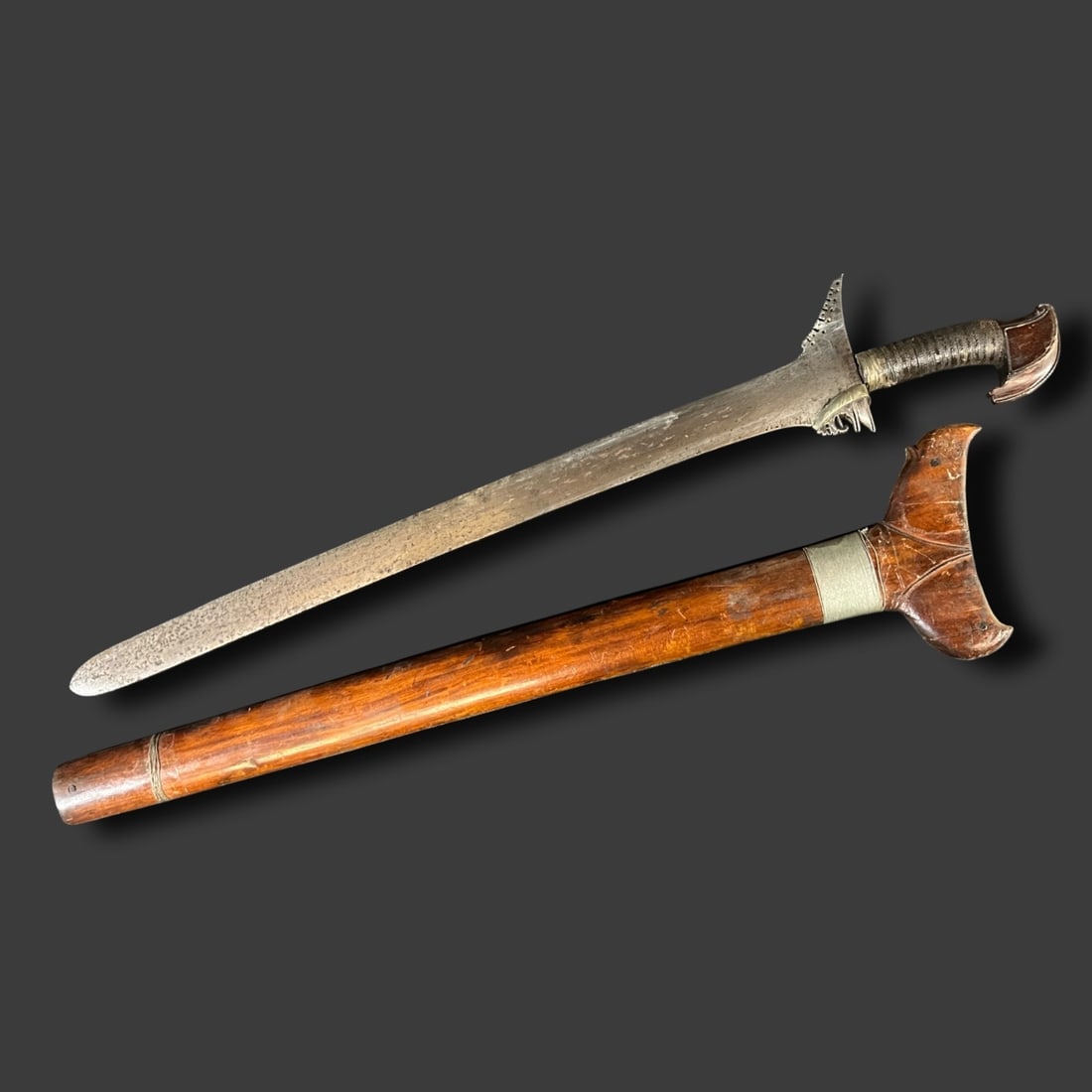 Antique Indonesian or Moro Kris keris Sword and scabbard (1 of 8)