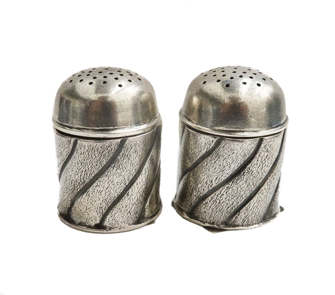 Pair Gianmaria Buccellati 925 Sterling Salt and Pepper Shakers Prestigio (1 of 9)