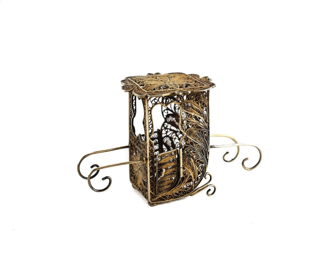 Filigree Gilt Sterling Silver Miniature palanquin palkhi sedan 19th century: 19th century Filigree Gilt Sterling Silver Miniature palanquin, palkhi, covered sedan chair, with moveable doors. Unmarked. 21.77grams Measurements: Approx. 2" height x 3" x 1" Condition: Very good co