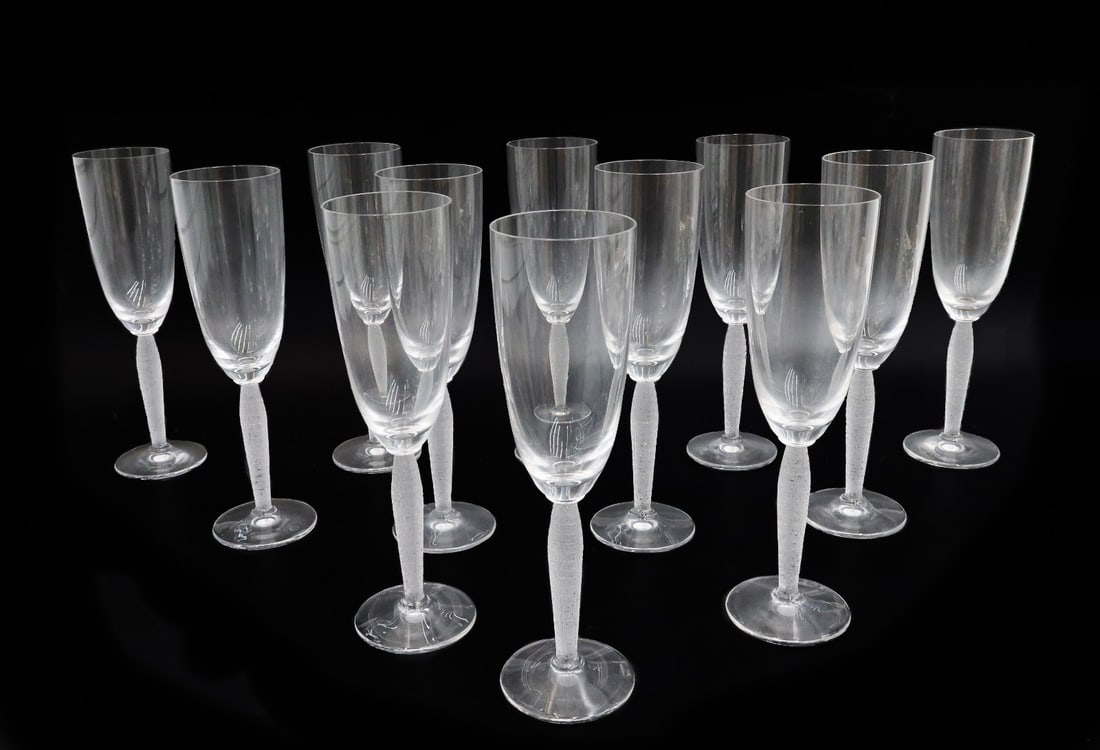 12 Lalique France Frosted and Clear Glass Champagne Flute Goblets in Lourve (1 of 8)