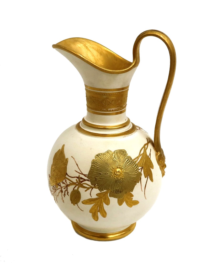Wedgwood England Ivory Glazed Porcelain and Gilt Floral Vase circa 1880 (1 of 8)