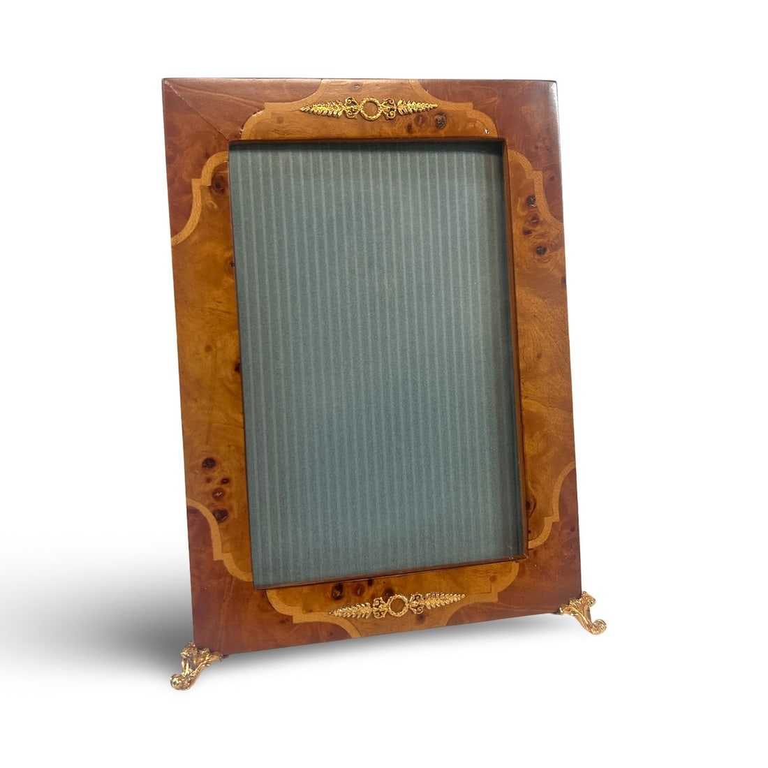Vintage Selli G Gabriello Florence Wood Photo Frame Gilt Sterling Silver 4 x 6: Vintage Selli G Gabriello Florence Wood Photo Frame with Gilt Sterling Silver Mount embellishments and feet (marked 925), marquetry inlays. Wood Easel back - portrait orientation. With original box. W