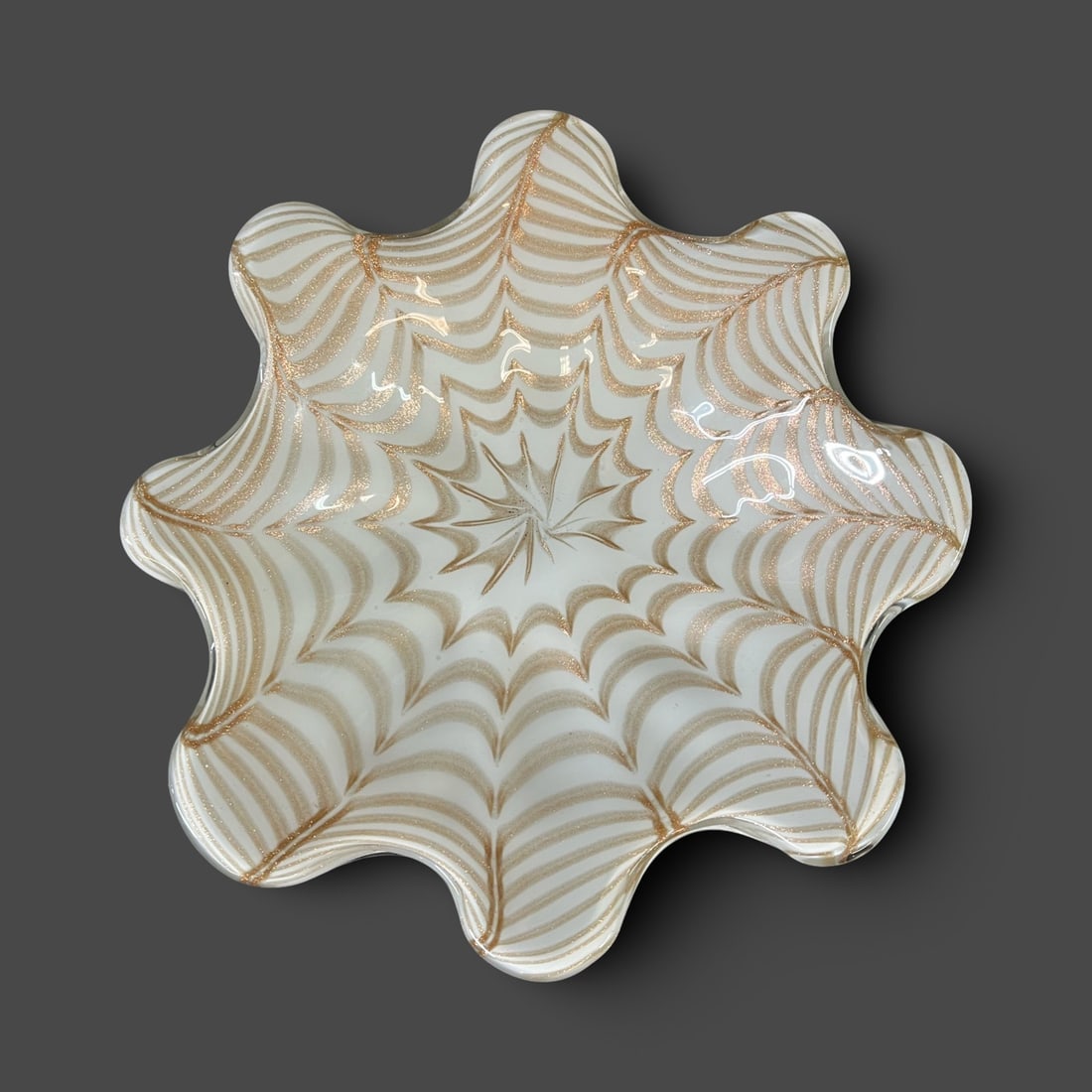 Vintage Murano hand-blown white and gold aventurine art glass Centerpiece bowl: Vintage Murano hand-blown white and rose gold aventurine art glass bowl. Detailed "zebrati" or spiral stripe pattern in white lattimo glass with a rose gold aventurine (gold flecks). Freeform, scallop