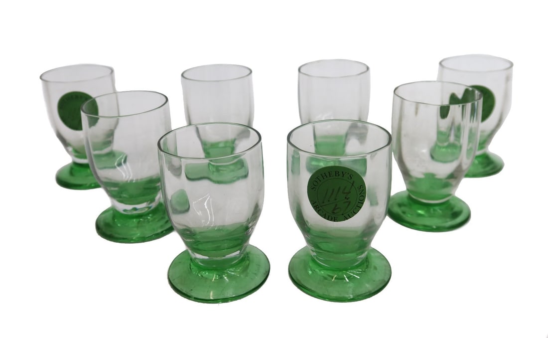 8 Daum Nancy Clear and Green Crystal 3 inch Cordial Shot Glasses: 8 Daum Nancy clear and green crystal 3 inch cordial shot glasses. Clear bowls with a green base. Marked Daum Nancy to pontil underside. A few with vintage Sotheby's Arcade Auction tags. Weight: Approx