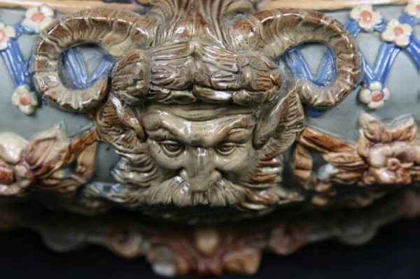 COLOSASAL WILHELM SCHILLER SONS MAJOLICA CENTER B - 2