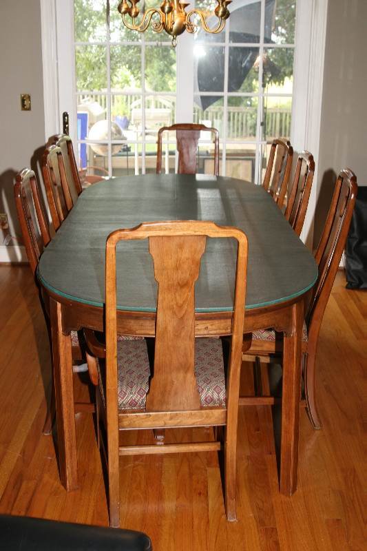 ETHAN ALLEN FORMAL SOLID DINING ROOM TABLE W 8 CH - 2