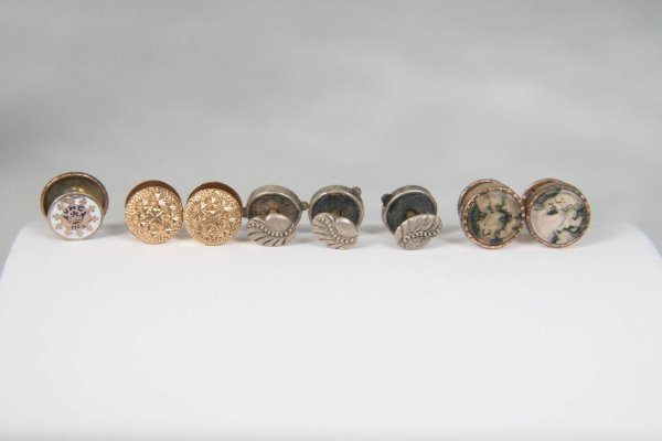 VICTORIAN LOT OF 8 SHIRT STUDS 14K AND STERLING