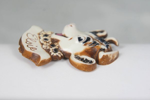 VINTAGE BORDAN'S ELSIE THE COW PIN ADORABLE - 3