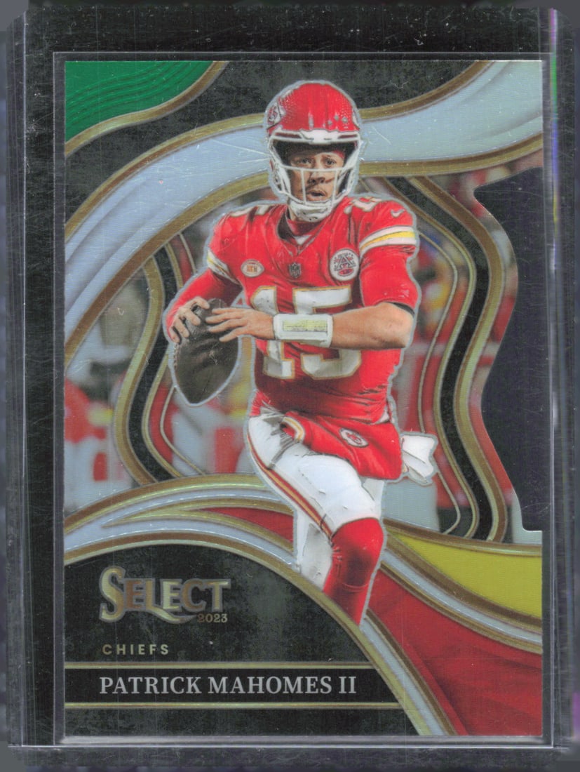 Patrick Mahomes Green/Yellow Prizm Club Level Die Cut 2023 Panini Select #226 (1 of 2)