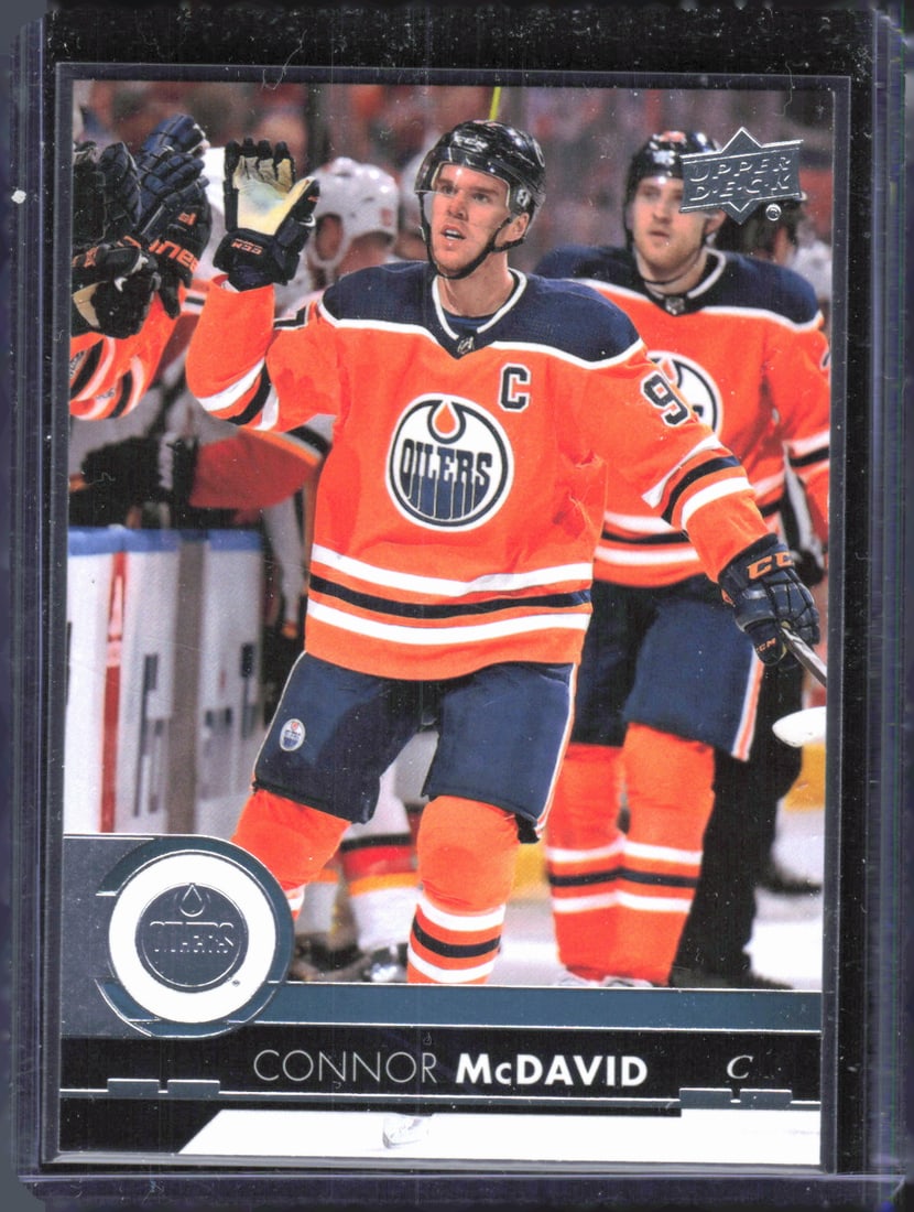 2017-18 Upper Deck #320 Connor McDavid (1 of 2)
