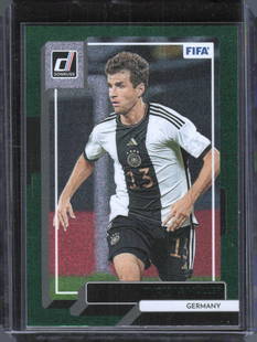 2022-23 Donruss #63 Thomas Muller Green Sparkle/Foil: 2022-23 Donruss #63 Thomas Muller Green Sparkle/Foil