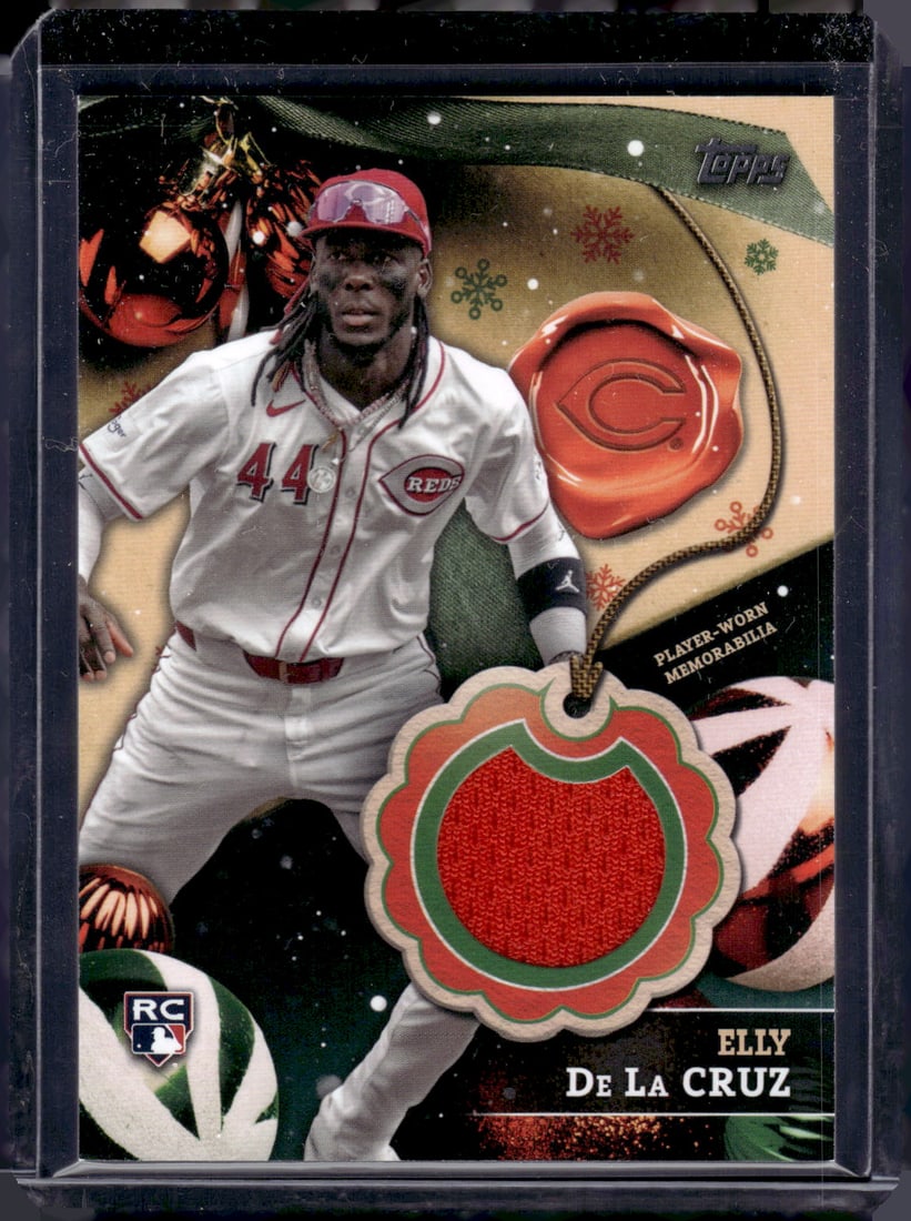 Elly De La Cruz Player-Worn RC Patch 2024 Topps Holiday #RC-ED (1 of 2)