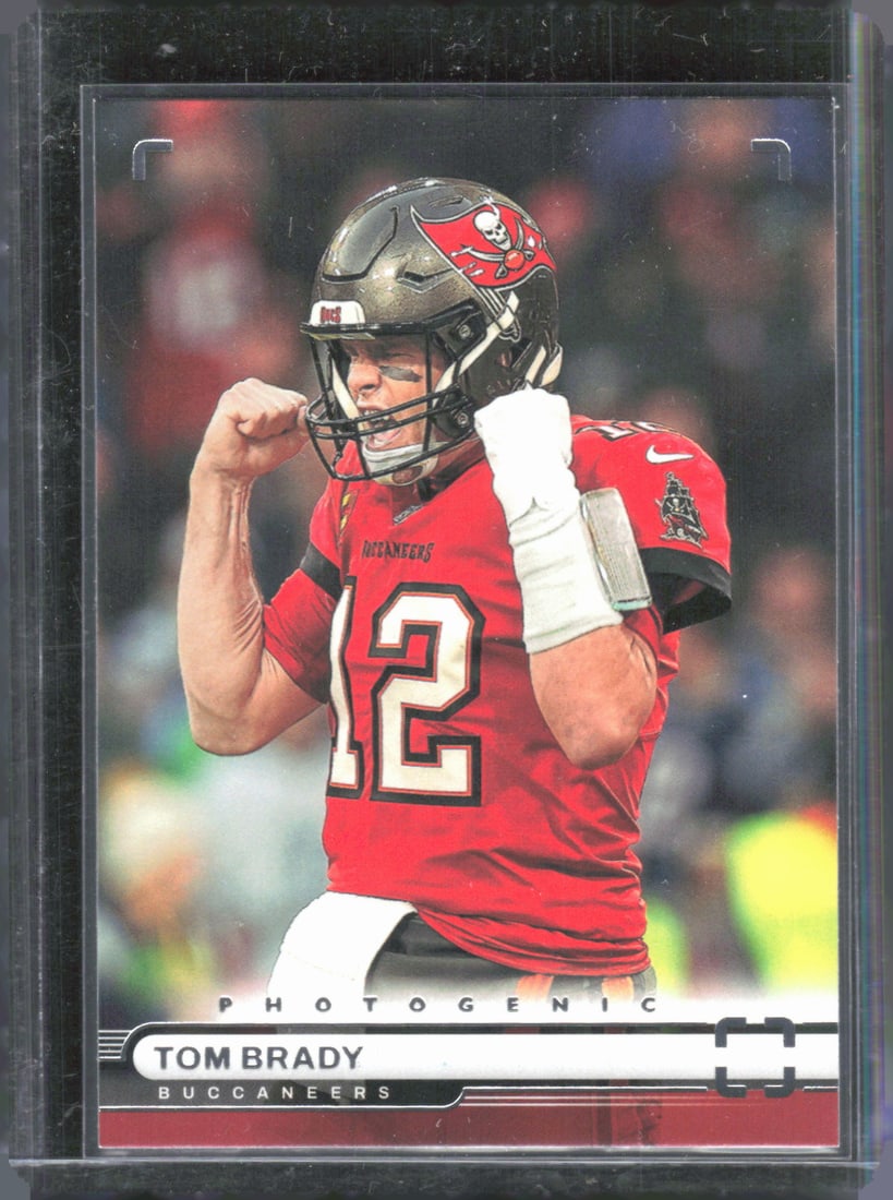 Tom Brady Photogenic 2022 Panini Chronicles #PH-25 (1 of 2)