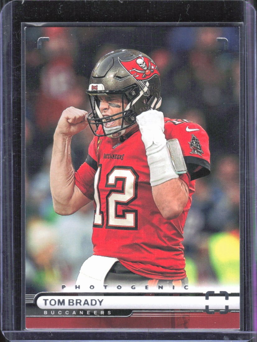 Tom Brady Photogenic 2022 Panini Chronicles #PH-25 (1 of 2)