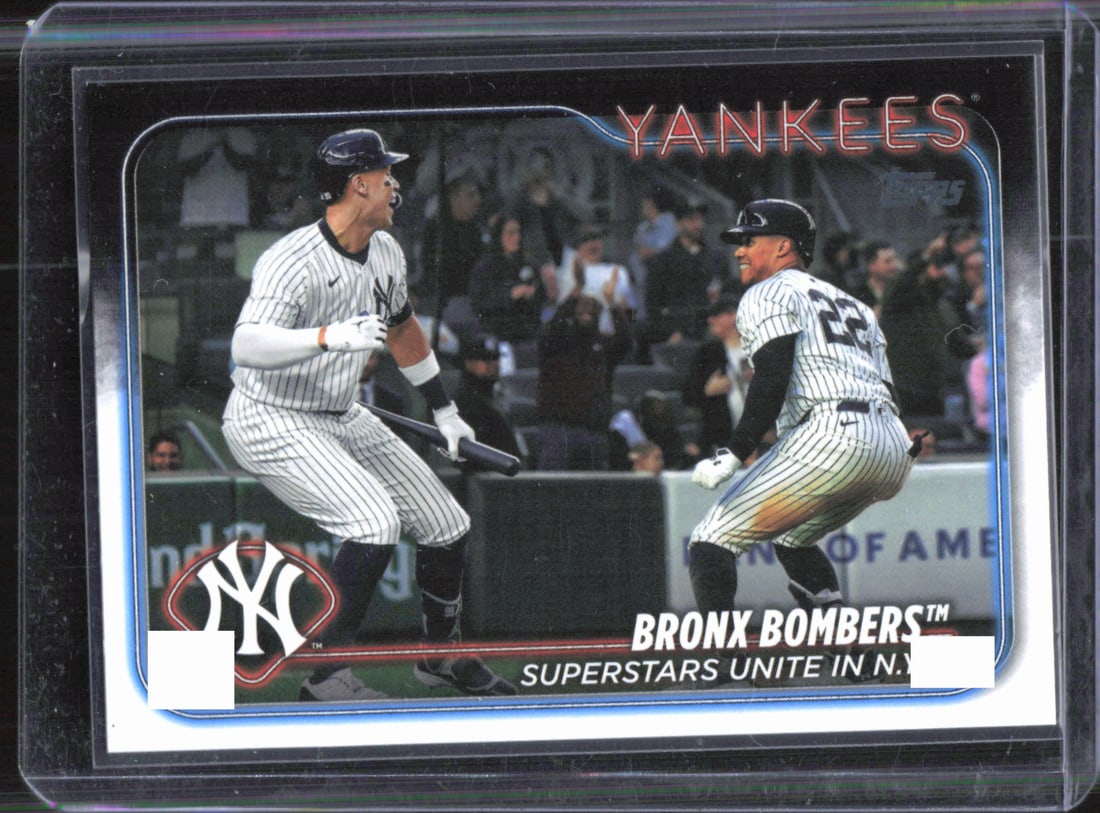 Bronx Bombers: Superstars Unite in N.Y. (Aaron Judge / Juan Soto) 2024 Topps Update #US181 (1 of 2)