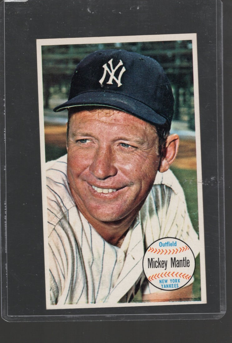 Mickey Mantle 1964 Topps Giants #25: Mickey Mantle 1964 Topps Giants #25