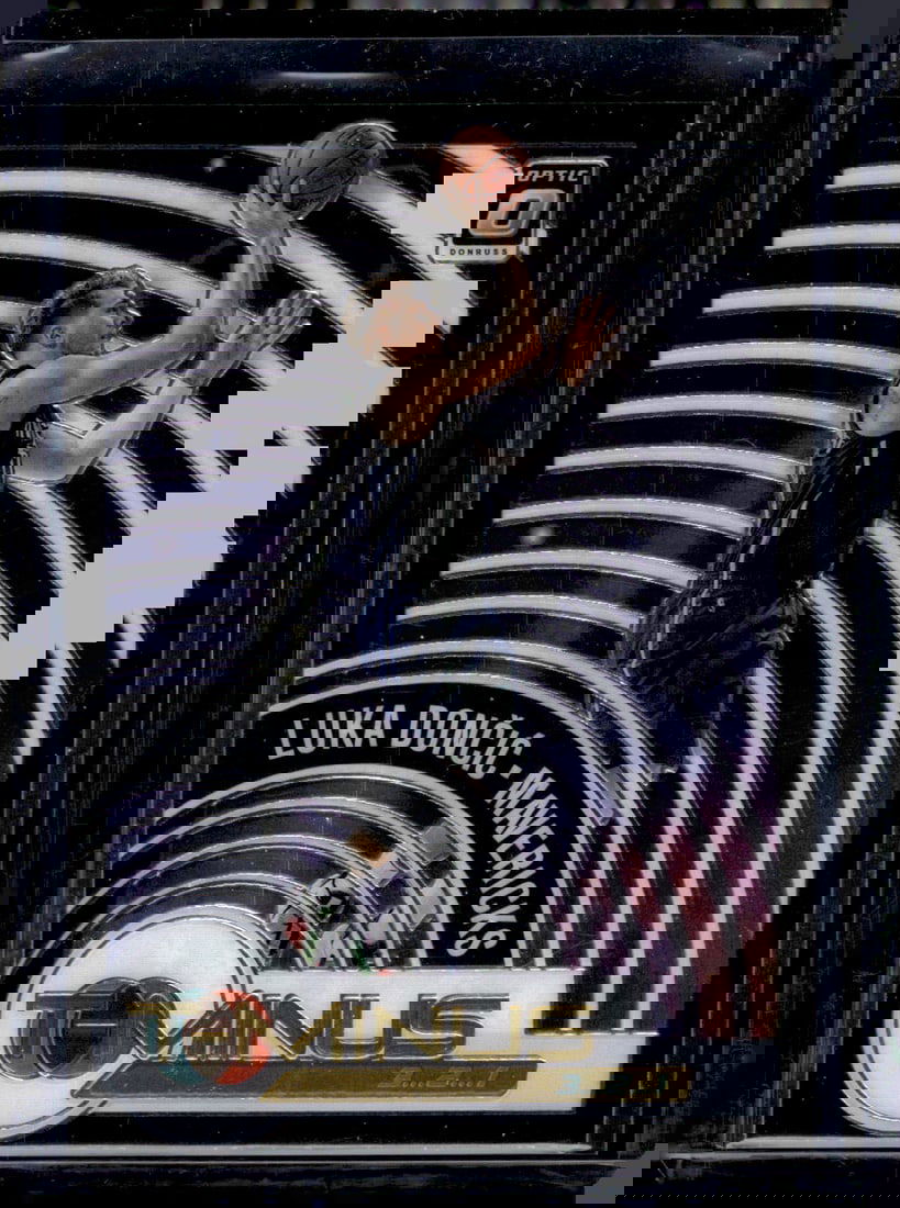 Luka Doncic T-MInus 2020-21 Donruss Optic #10 (1 of 2)