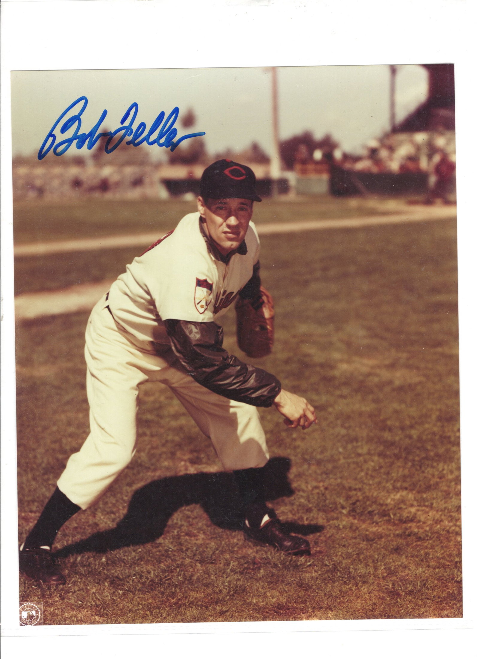 Bob Feller Signed 8" x 10" Photo - Baseball Pitcher Great - NO CSA (1 of 2)