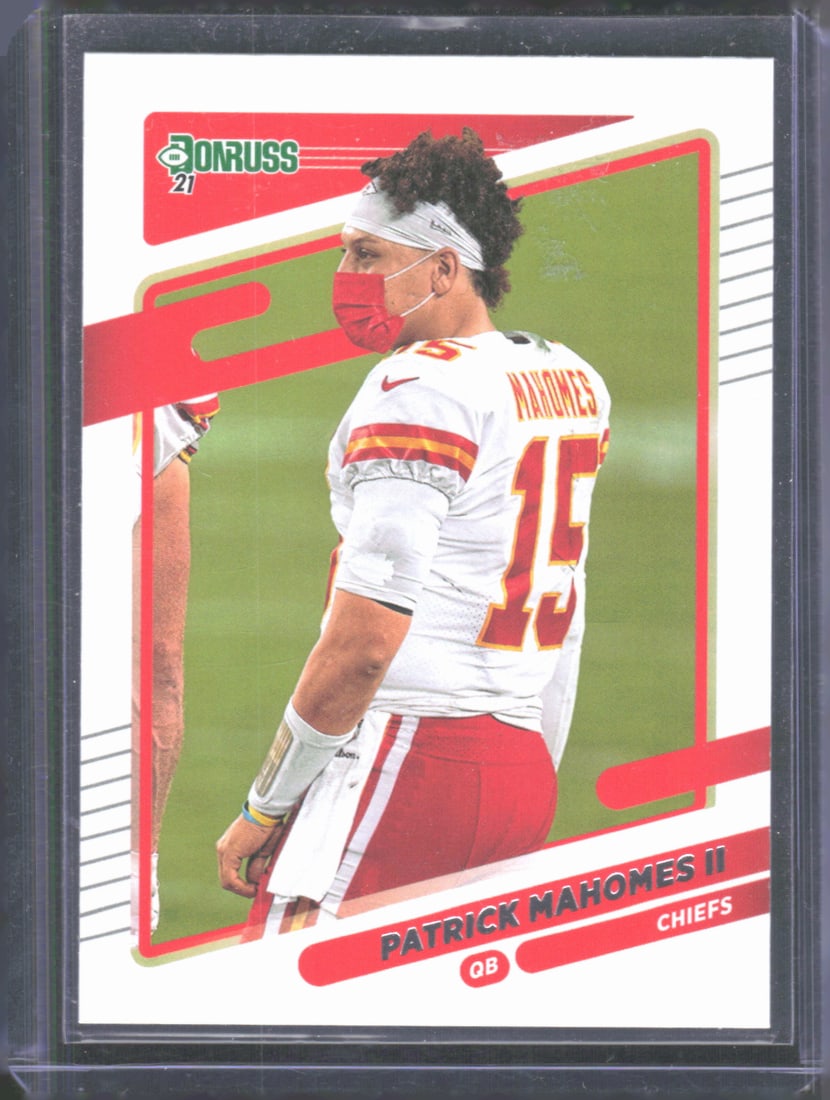 Patrick Mahomes II No Helmet 2021 Donruss #116b Football Sports Card (1 of 2)