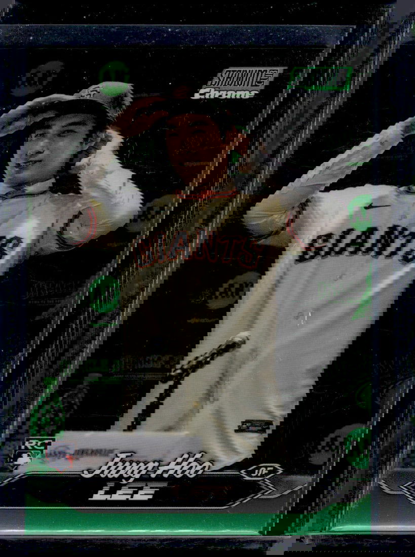 Jung Hoo Lee Green Refractor RC 2024 Topps Stadium Club Chrome #274 (1 of 2)