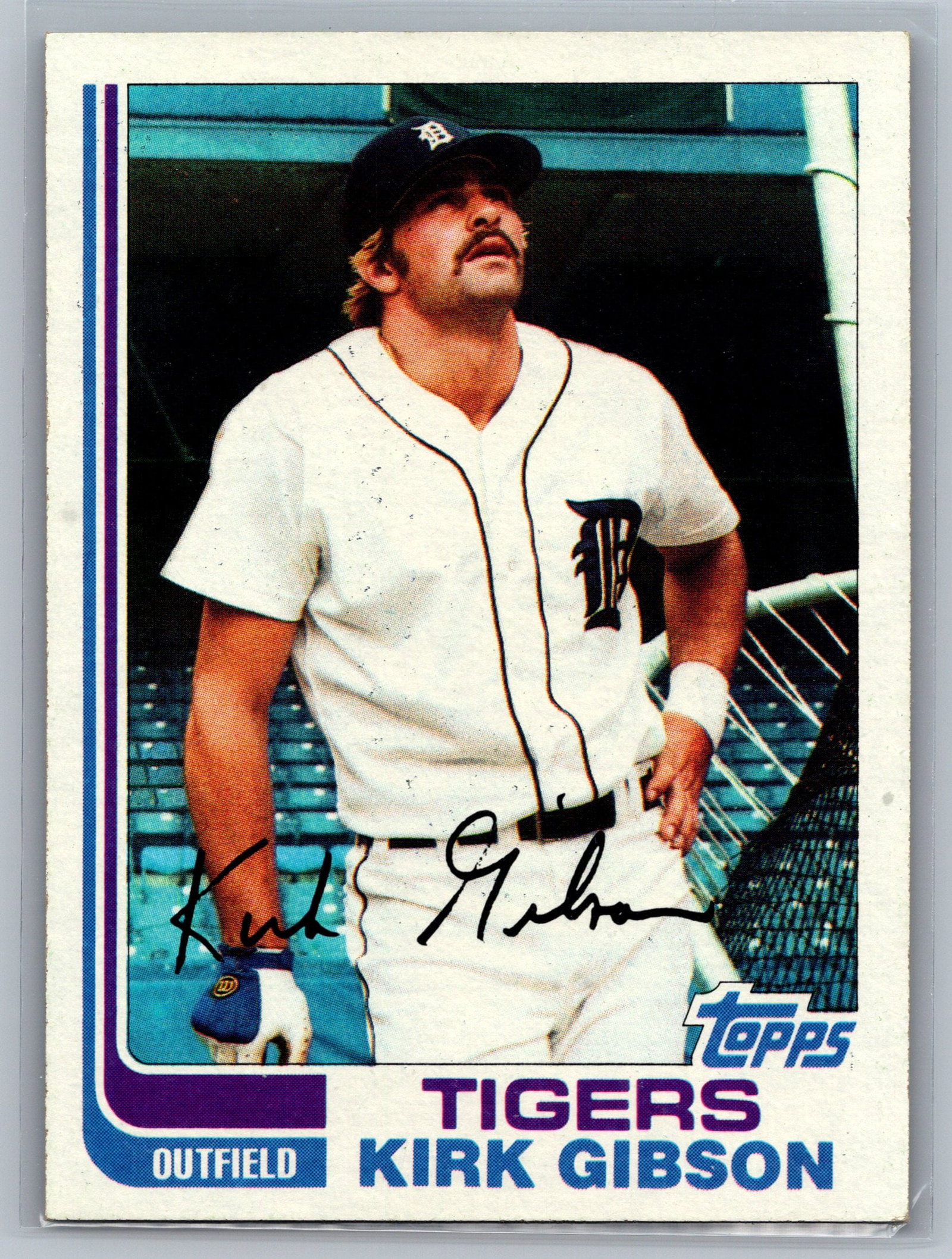1982 Topps #105 Kirk Gibson: Topps Baseball MLB Trading & Sports Cards, Sports Cards for Sale Near Me, World Series & Hall of Fame Players Memorabilia, Refractors, X-Fractors, Numbered, SP, SSP, Valuable Auction Memorabilia Lots 