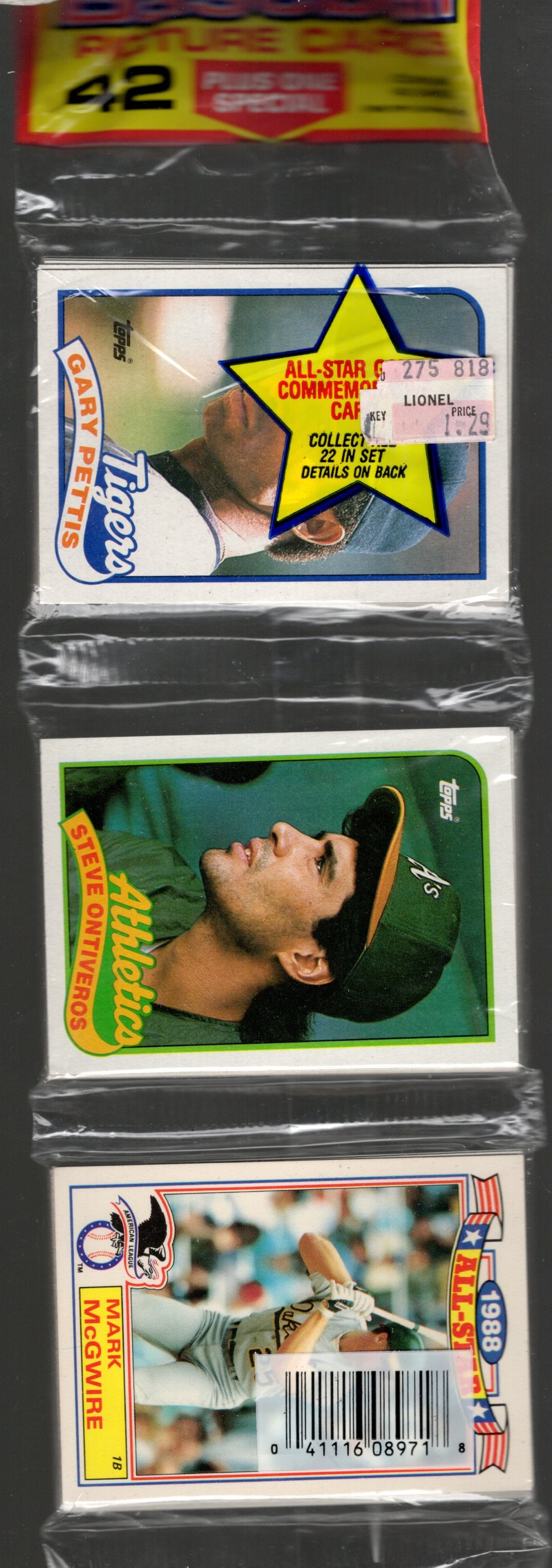 1989 Topps Baseball Cards Hanger Rack Pack 42 Cards Plus 1 Special Card Mark McGwire on Top: Topps Baseball MLB Trading & Sports Cards, Randy Johnson Rookie Card, Bo Jackson, Cal Ripken, Nolan Ryan, Craig Biggio Rookie Card, Dwight Gooden, Rickey Henderson, Paul Molitor, Allan Trammell, Robin