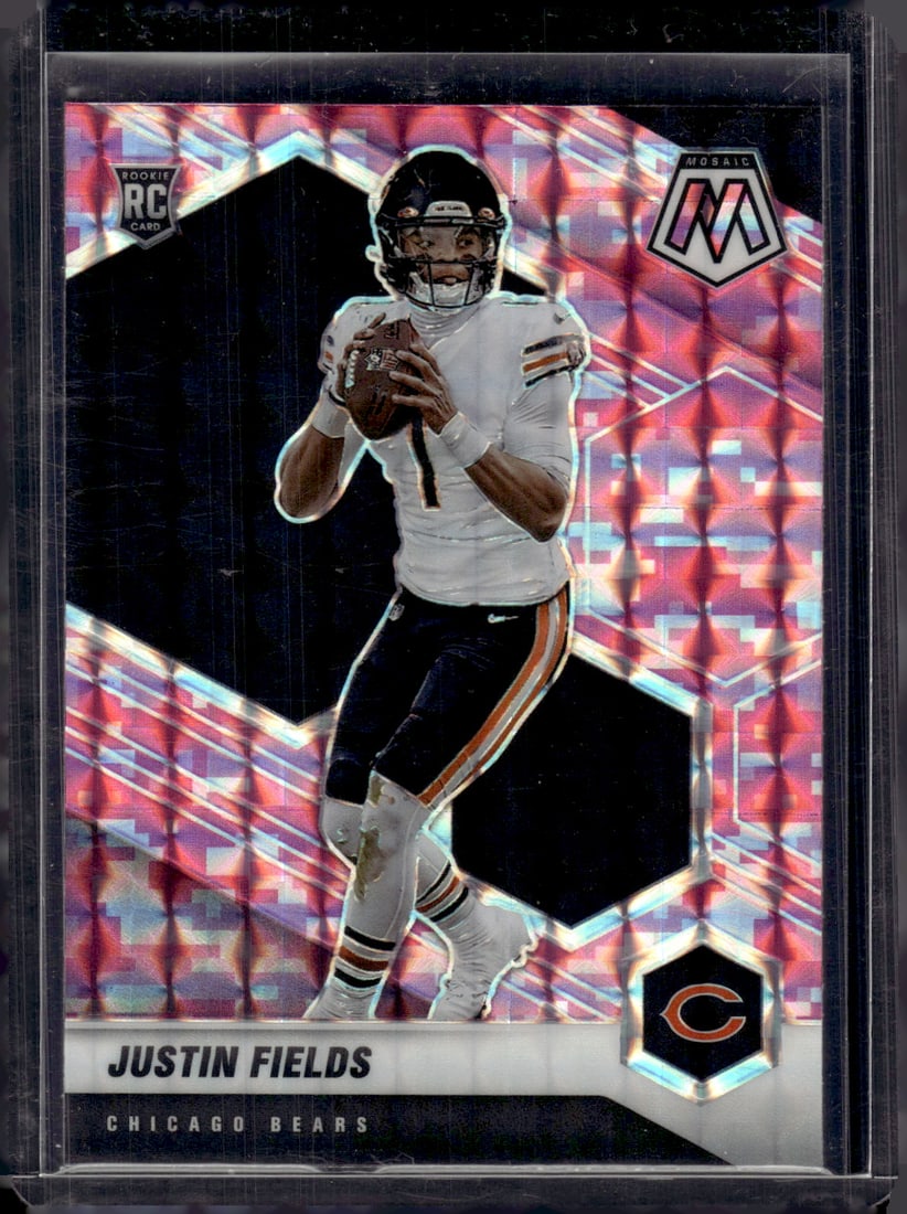 Justin Fields Rookie Card Pink Camo Prizm 2021 Panini Mosaic #304 Bears, Jets (1 of 2)