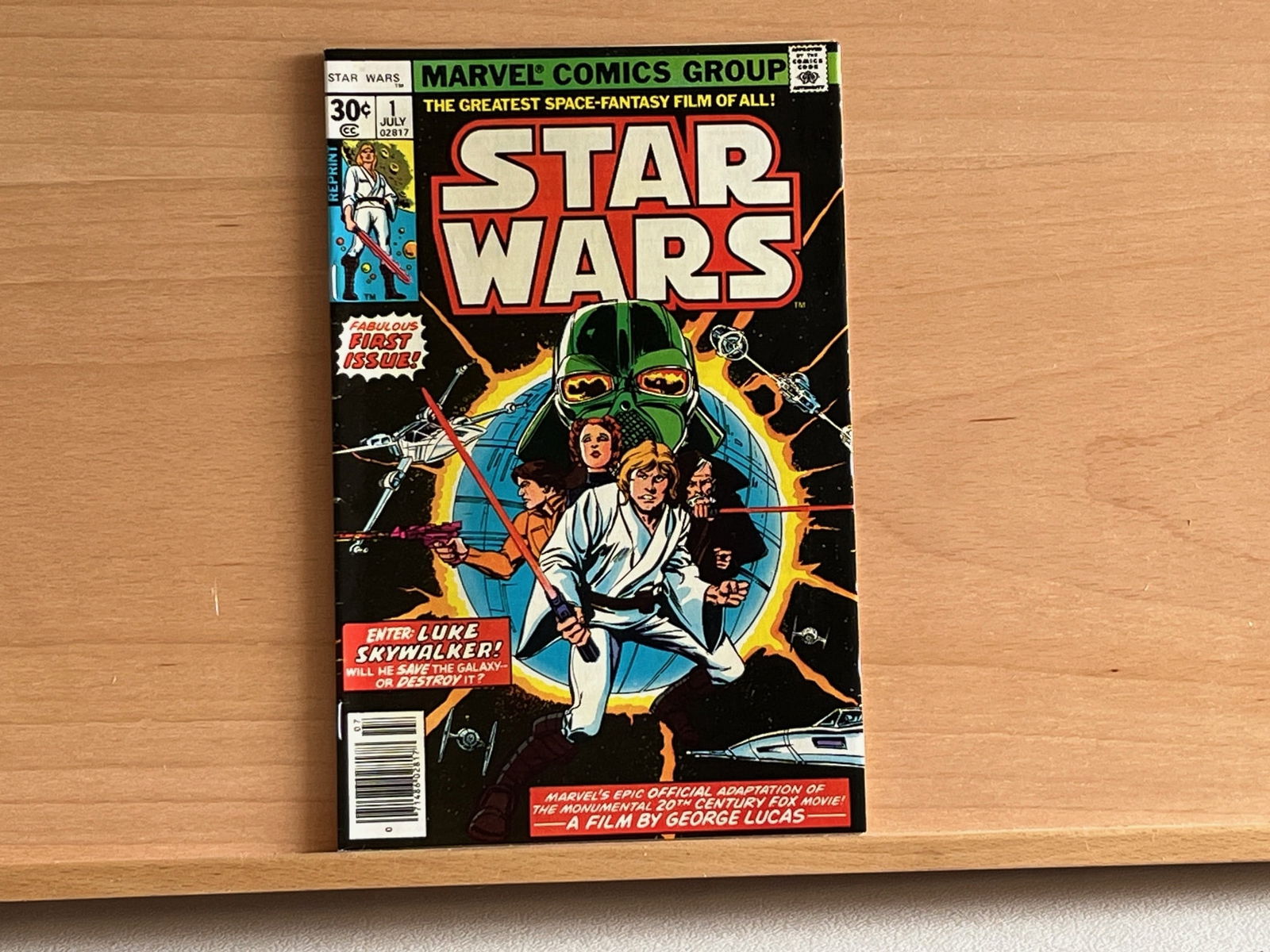 Star Wars #1 Vintage Marvel Comic Book, 1977 2nd Edition 30 Cent Variant, Very High Grade (1 of 3)