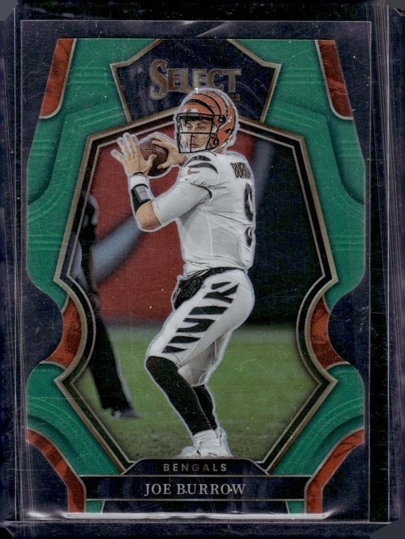 Joe Burrow Green Prizm Die Cut /5 2022 Panini Select #120 Bengals Football Card (1 of 2)