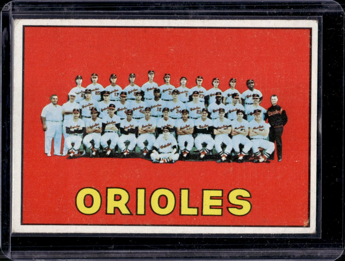 Baltimore Orioles Team Card 1967 Topps #302 Vintage Baseball Card (1 of 2)