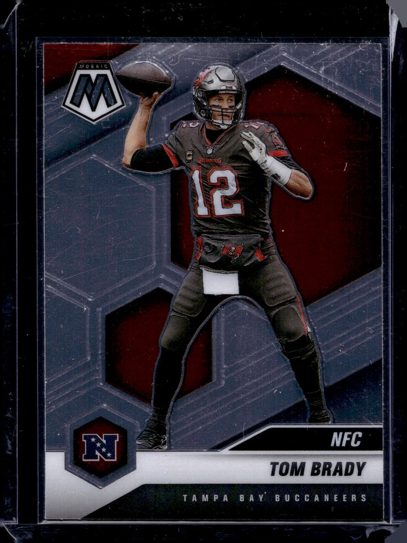 Tom Brady 2021 Panini Mosaic #201 Buccaneers, Patriots (1 of 2)