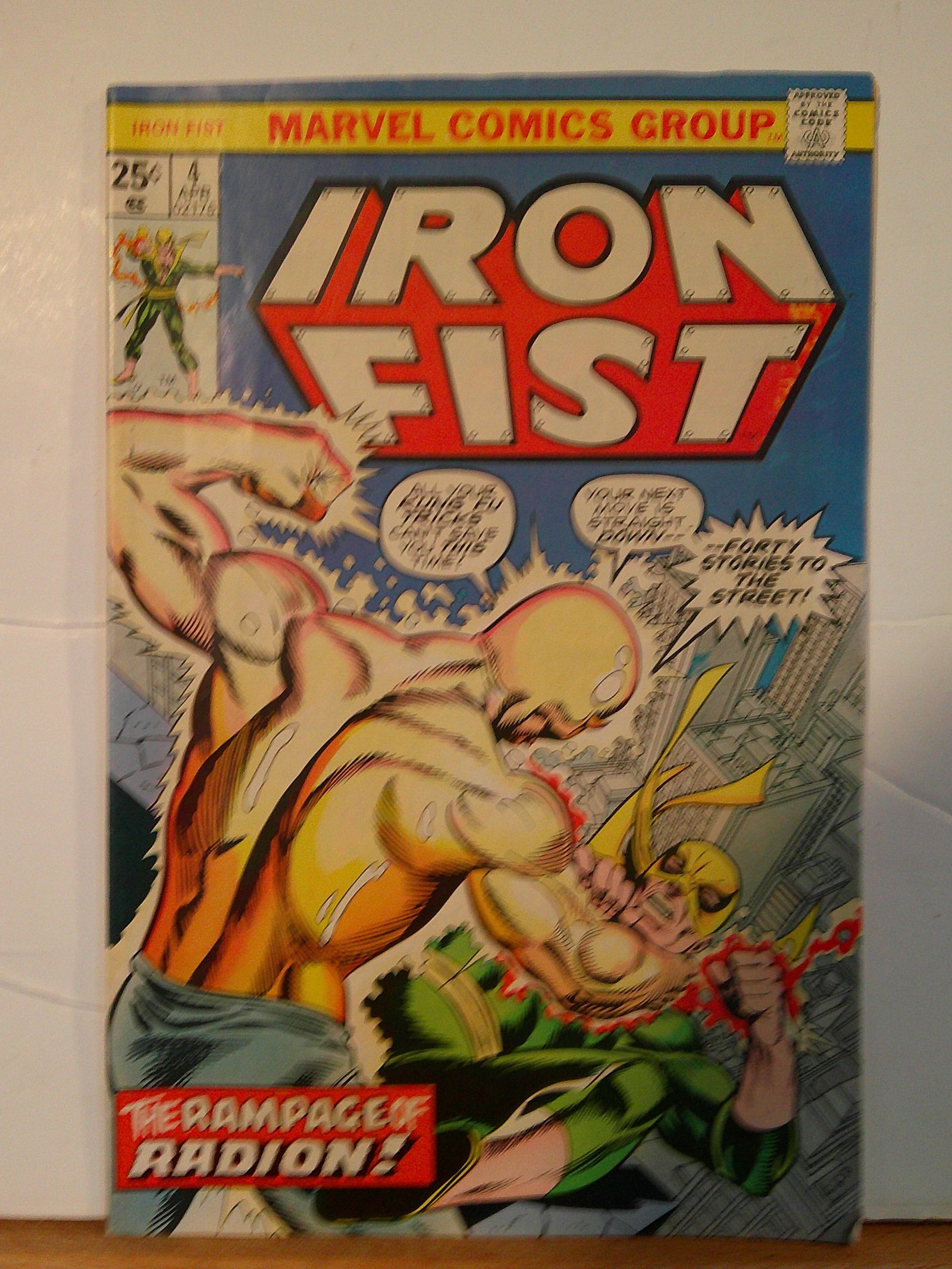 Iron Fist Vintage Marvel Comic Book: 1976 #4 April (1 of 4)