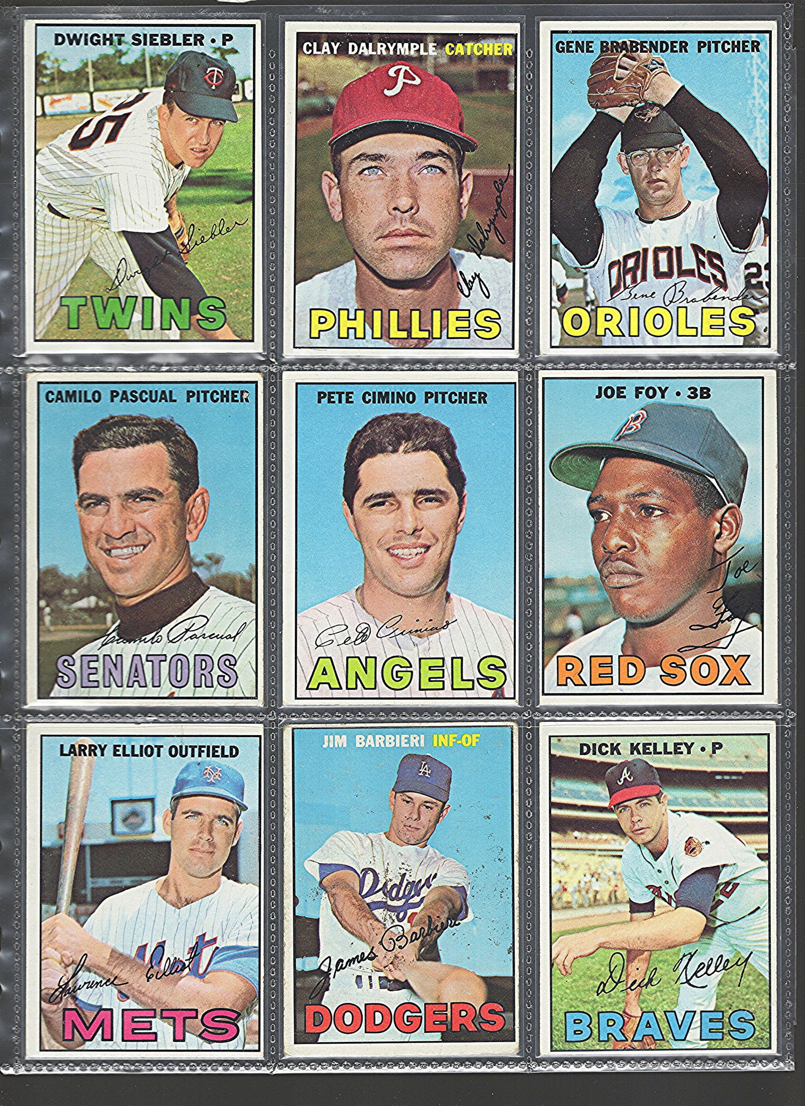 1967 Topps Vintage Football Cards - Multiple MLB Hall of Fame Players: Topps Baseball MLB Trading & Sports Cards, Sports Cards for Sale Near Me, World Series & Hall of Fame Players Memorabilia, Refractors, X-Fractors, Numbered, SP, SSP, Valuable Auction Memorabilia Lots 