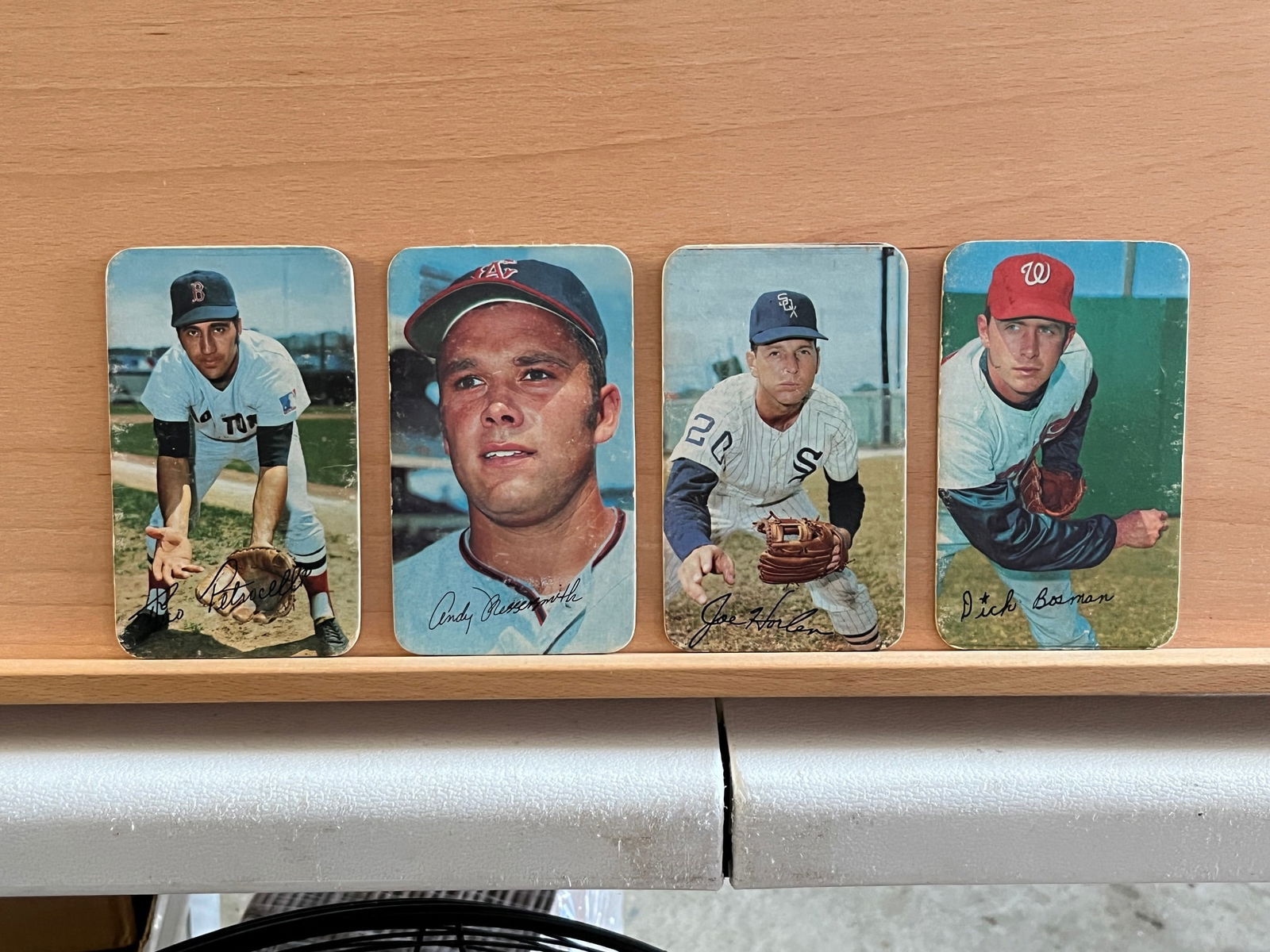 Lot of 4 1970 Topps Super Baseball Cards. Cards Have Faint Writing on Back See Pictures (1 of 2)