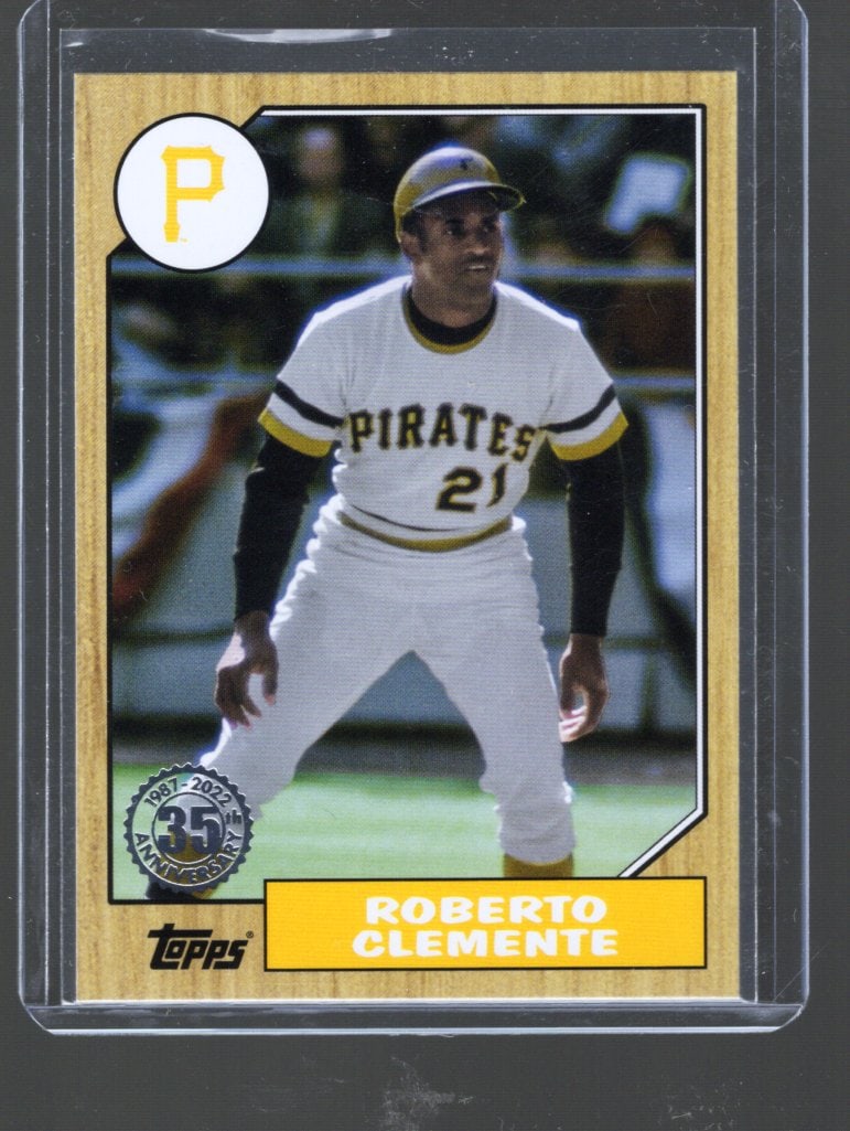 2022 Topps MLB Trading Cards, Roberto Clemente Tribute 35th Anniversary #T87-52 (1 of 2)