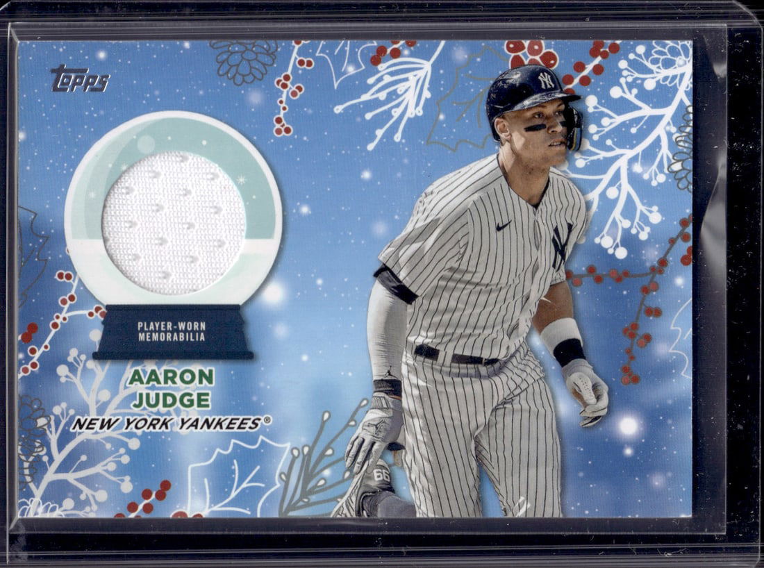 Aaron Judge Player Worn Patch 2023 Topps Holiday #RC-AJ New York Yankees (1 of 2)